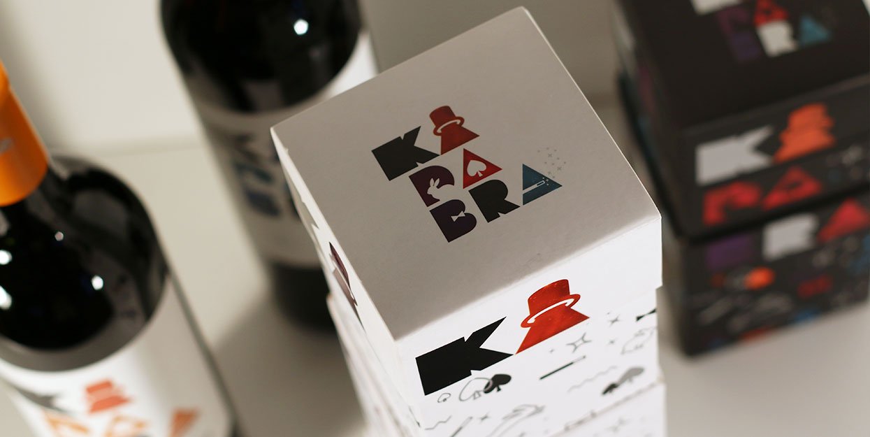 Estuche triangular Kadabra